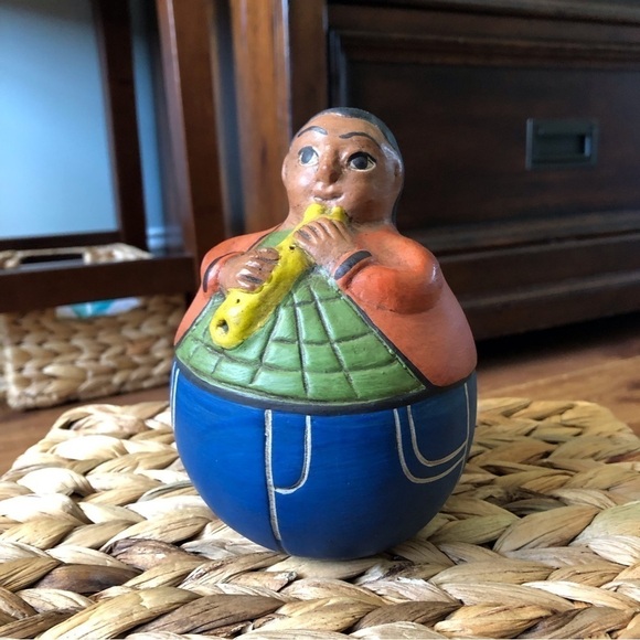 Ceramic Panama Flute player figure - Picture 1 of 4
